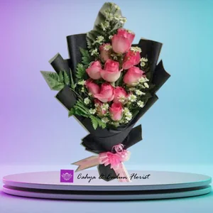 Hand Bouquet Mawar Merah - Karangan Bunga Papan Hand Bouquet Bogor
